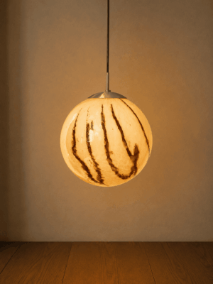 Mid-century Art Deco bolhanglamp met gemarmerd effect